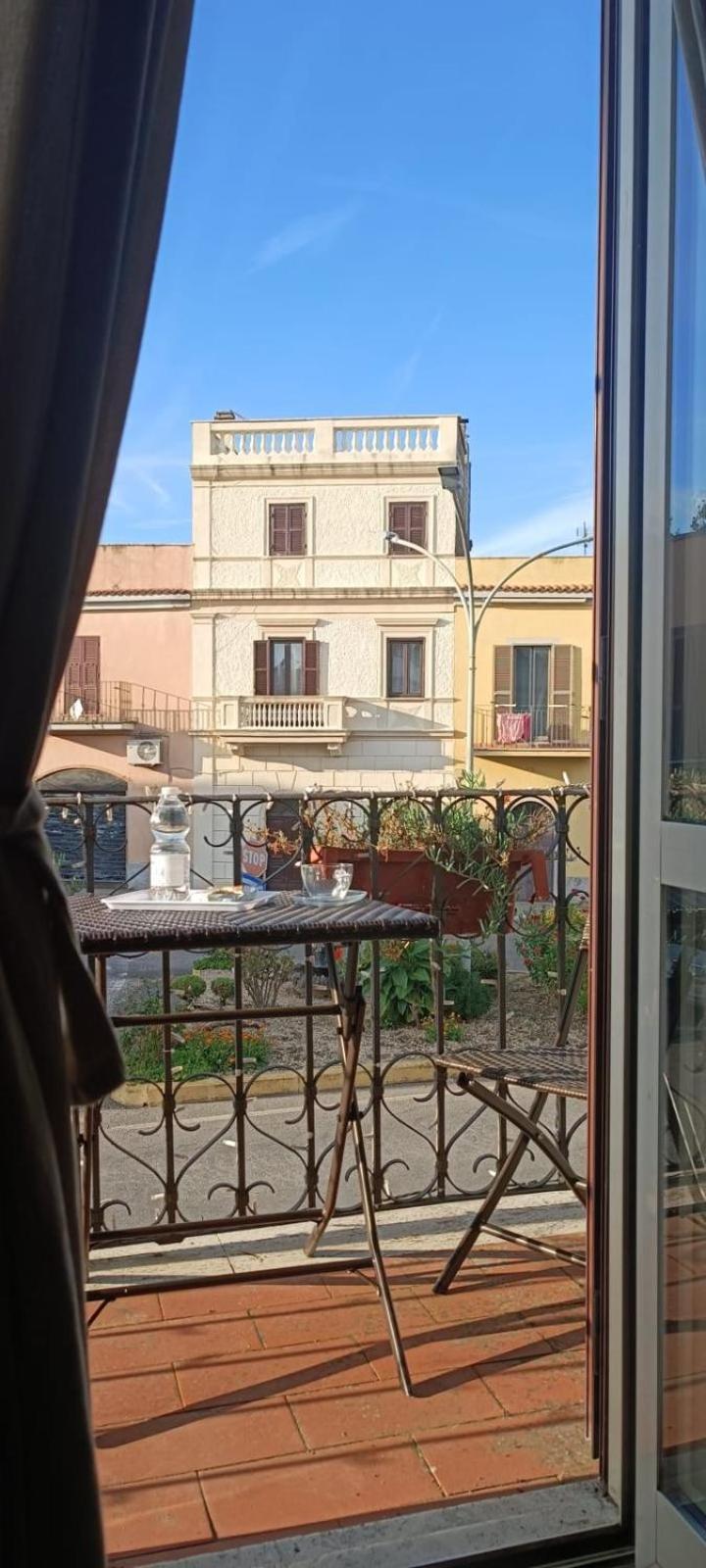 Velia'S Home Casa Vacanze B&B Castel Sant'Elia Exterior photo